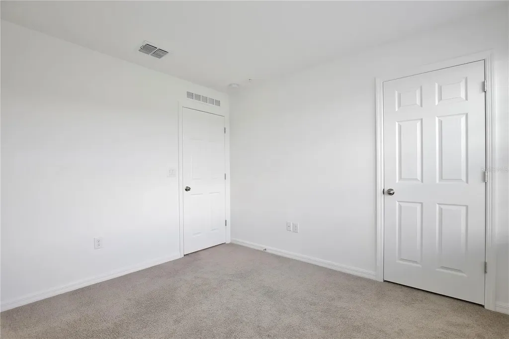 10025 Eagle Rock Alley Orlando FL 32832