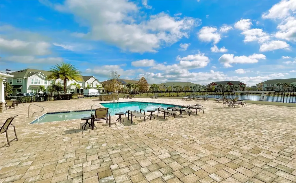 10025 Eagle Rock Alley Orlando FL 32832
