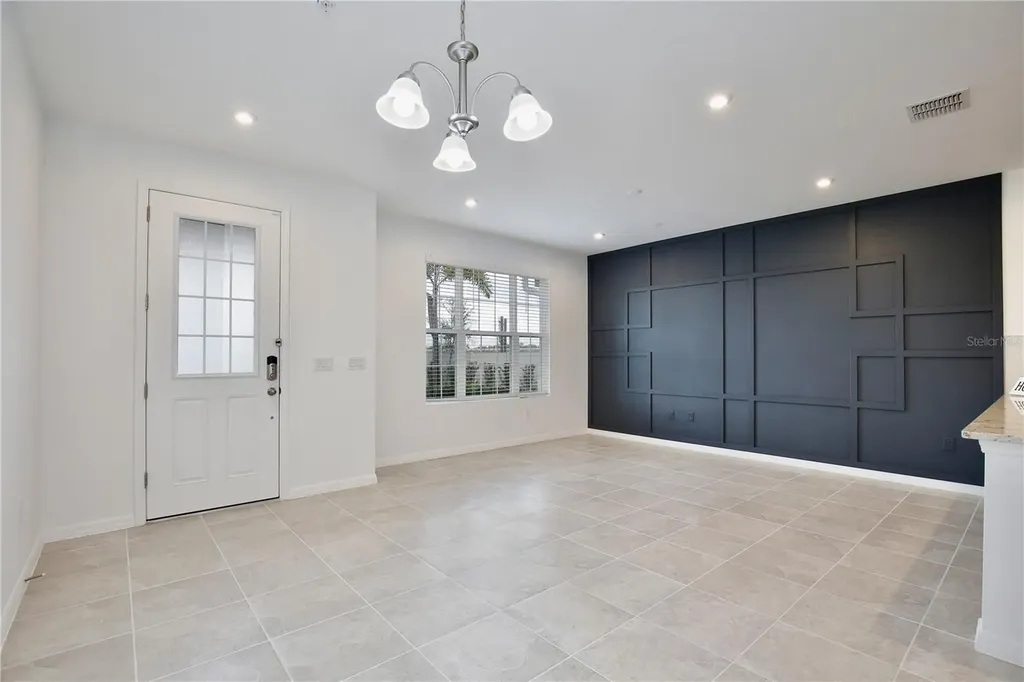 10025 Eagle Rock Alley Orlando FL 32832