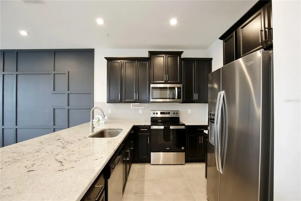 10025 Eagle Rock Alley Orlando FL 32832