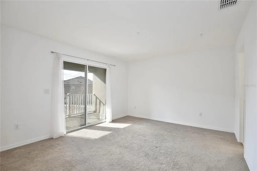 10025 Eagle Rock Alley Orlando FL 32832