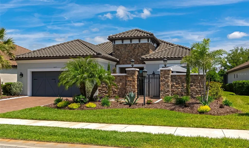 4625 Trento Place Bradenton FL 34211