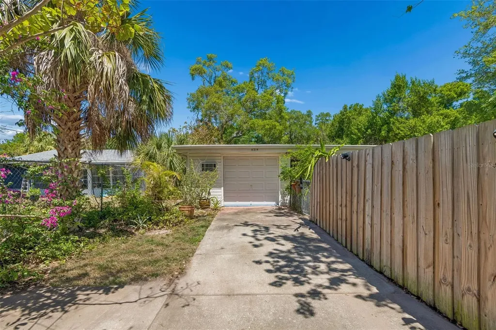 6214 8th Avenue S Gulfport FL 33707