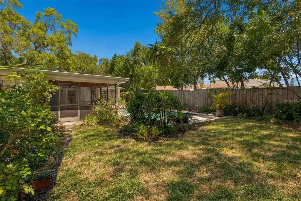 6214 8th Avenue S Gulfport FL 33707