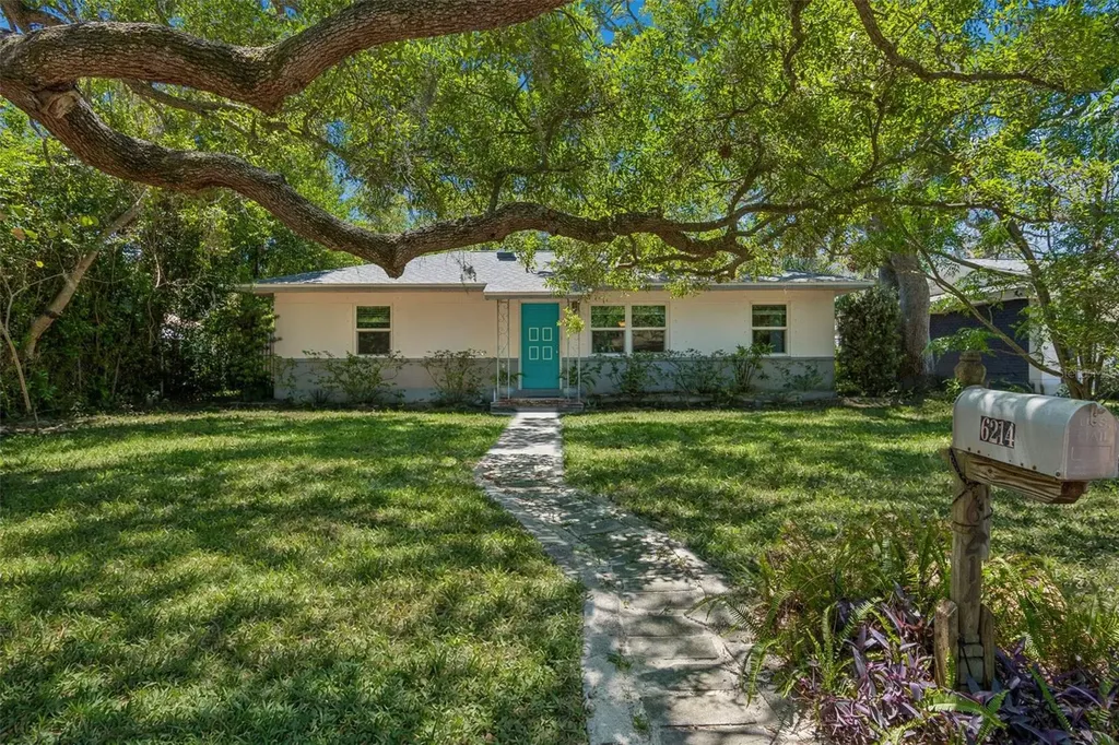 6214 8th Avenue S Gulfport FL 33707