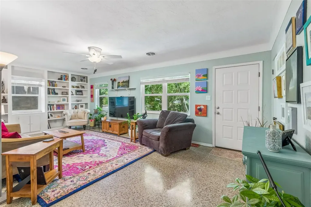 6214 8th Avenue S Gulfport FL 33707