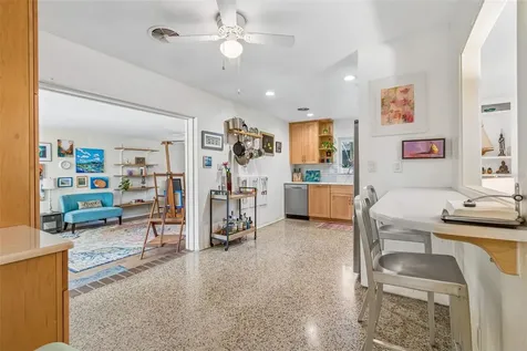 6214 8th Avenue S Gulfport FL 33707
