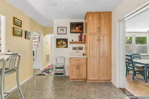 6214 8th Avenue S Gulfport FL 33707