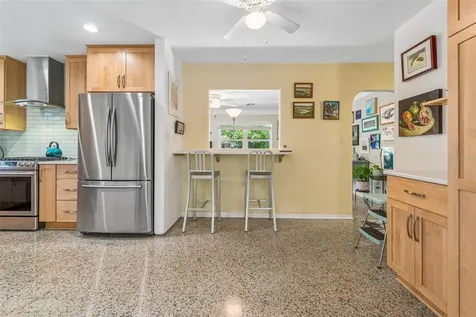 6214 8th Avenue S Gulfport FL 33707