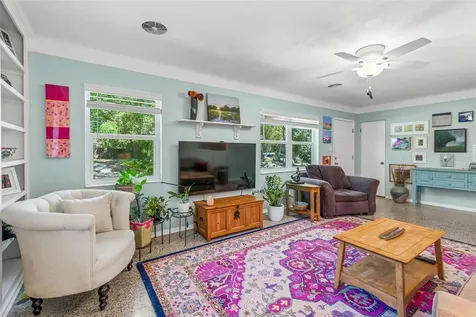 6214 8th Avenue S Gulfport FL 33707