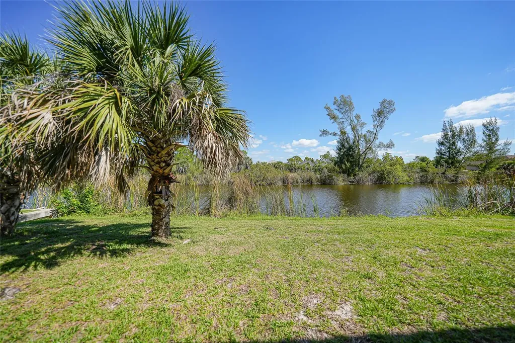 15096 Lakeland Circle Port Charlotte FL 33981
