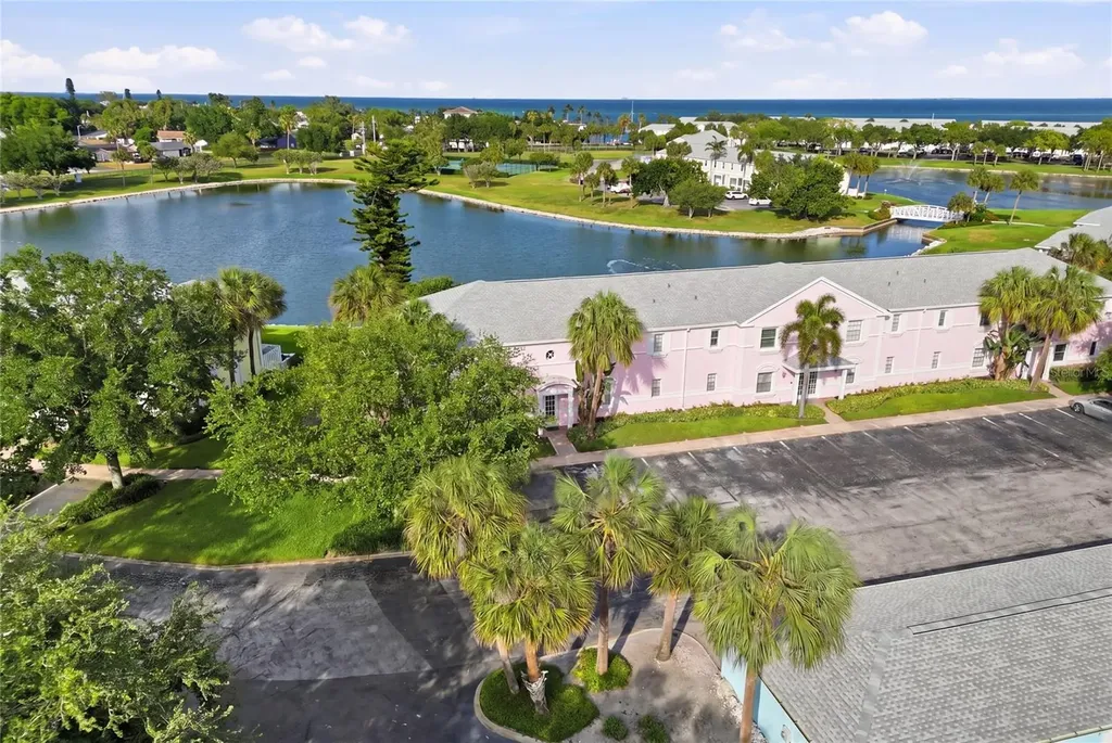 4754 Cobia Drive SE St Petersburg FL 33705
