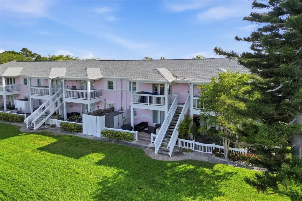 4754 Cobia Drive SE St Petersburg FL 33705