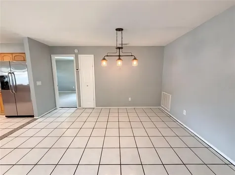 17621 Meadowbridge Drive Lutz FL 33549