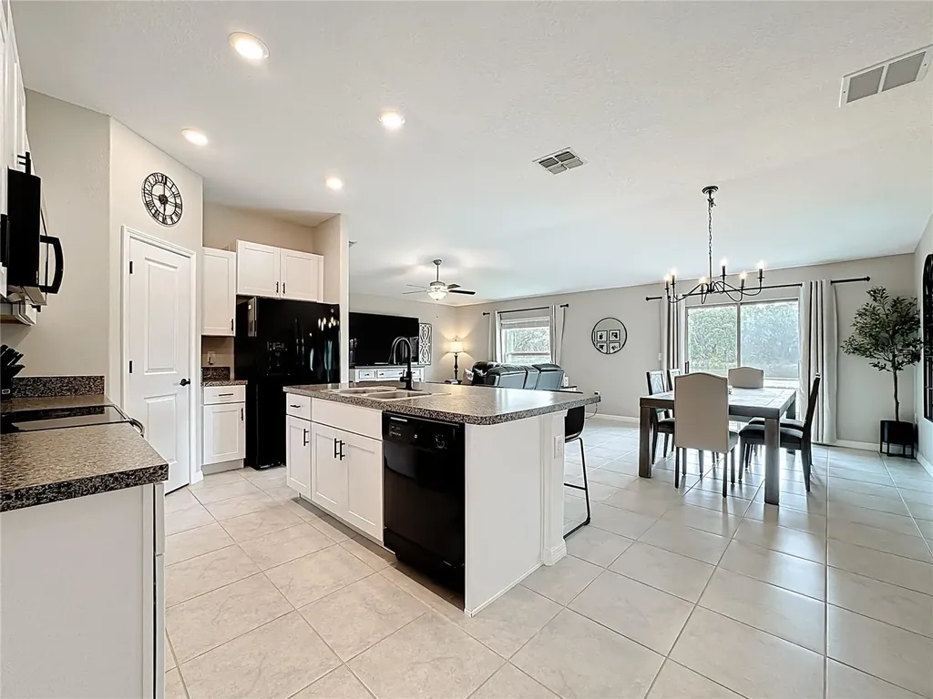 4449 Eternal Prince Drive Sun City Center FL 33573
