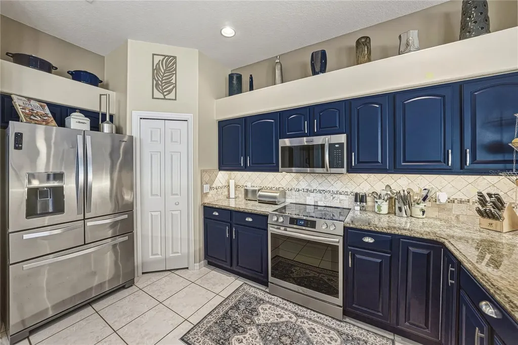3013 Sutton Woods Drive Plant City FL 33566