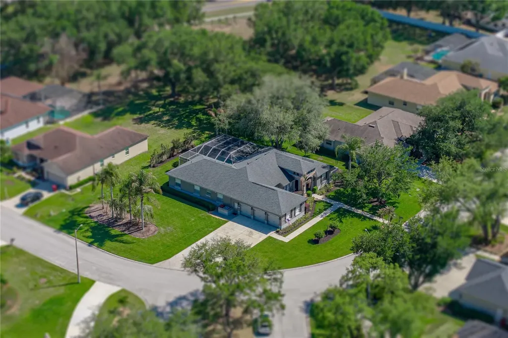 3013 Sutton Woods Drive Plant City FL 33566