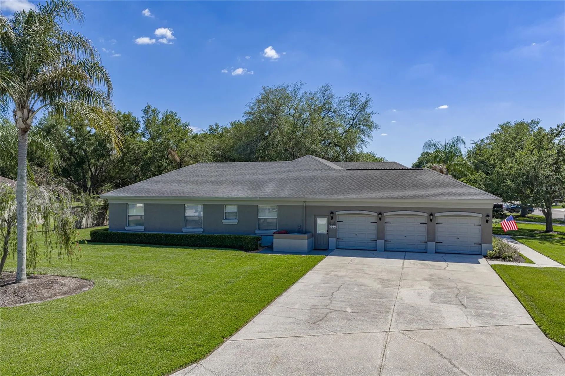 3013 Sutton Woods Drive Plant City FL 33566