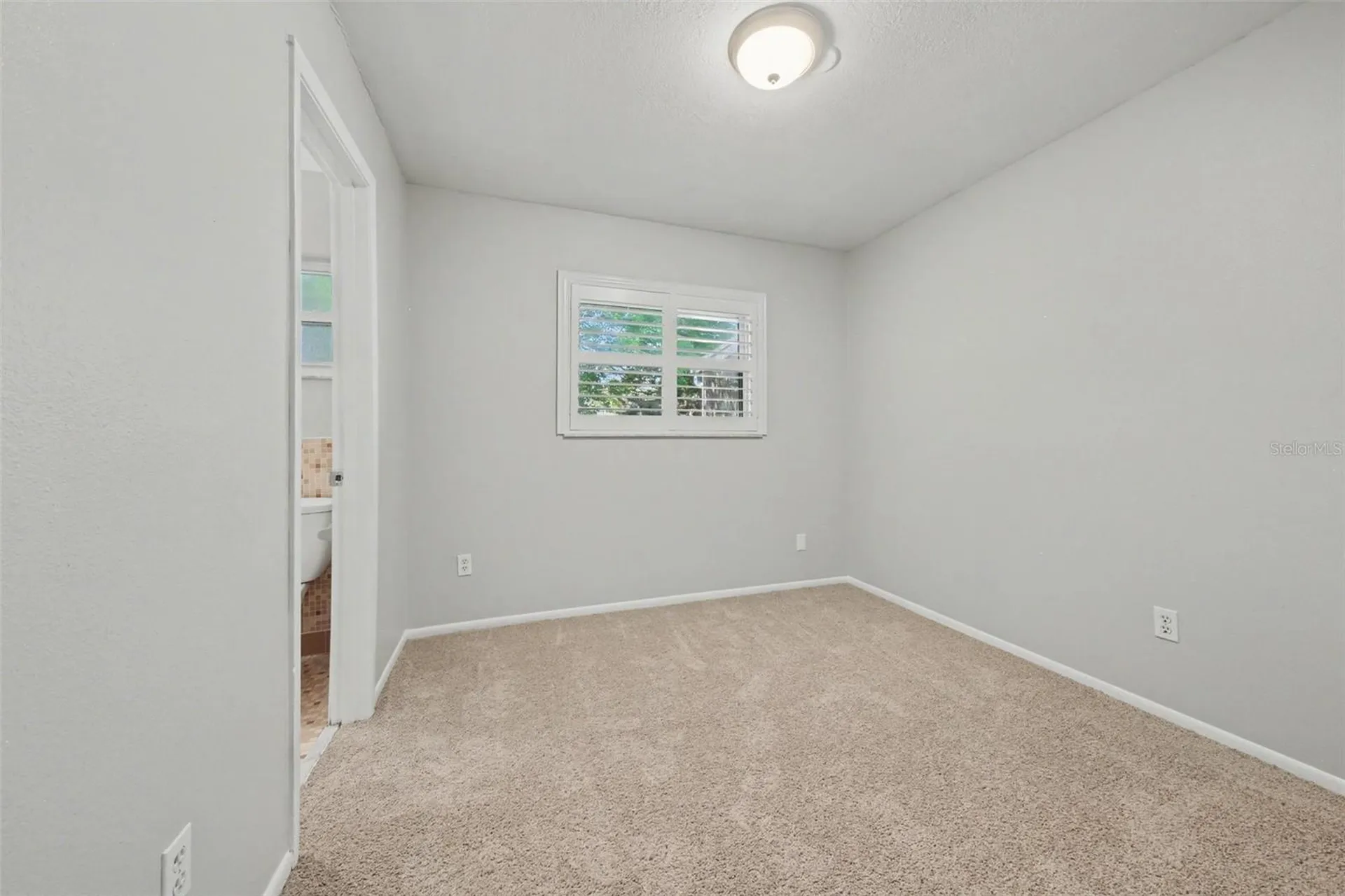 722 Galsworthy Avenue Orlando FL 32809