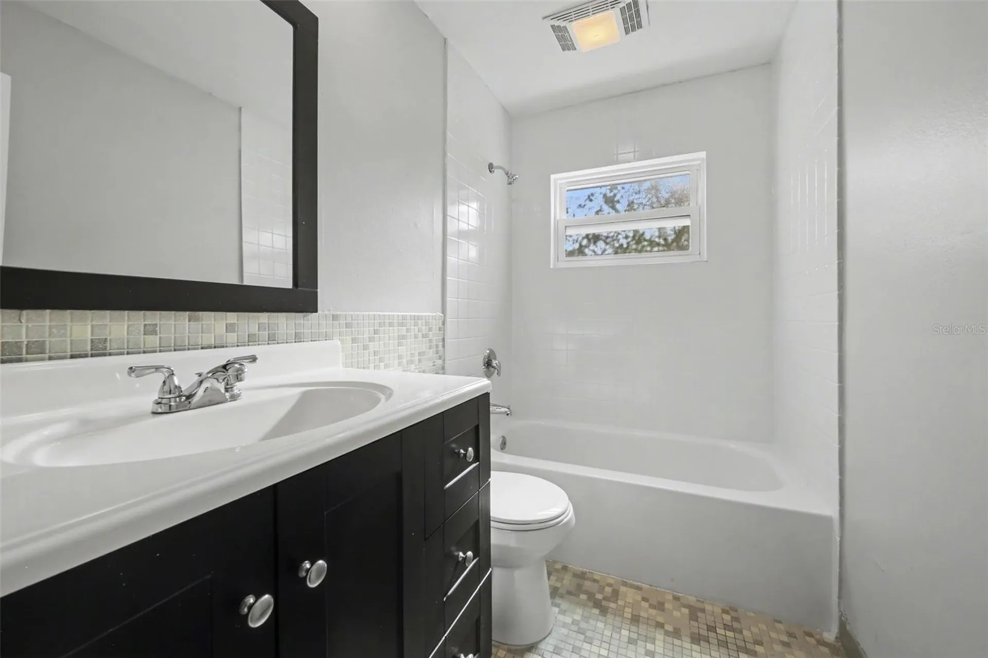 722 Galsworthy Avenue Orlando FL 32809