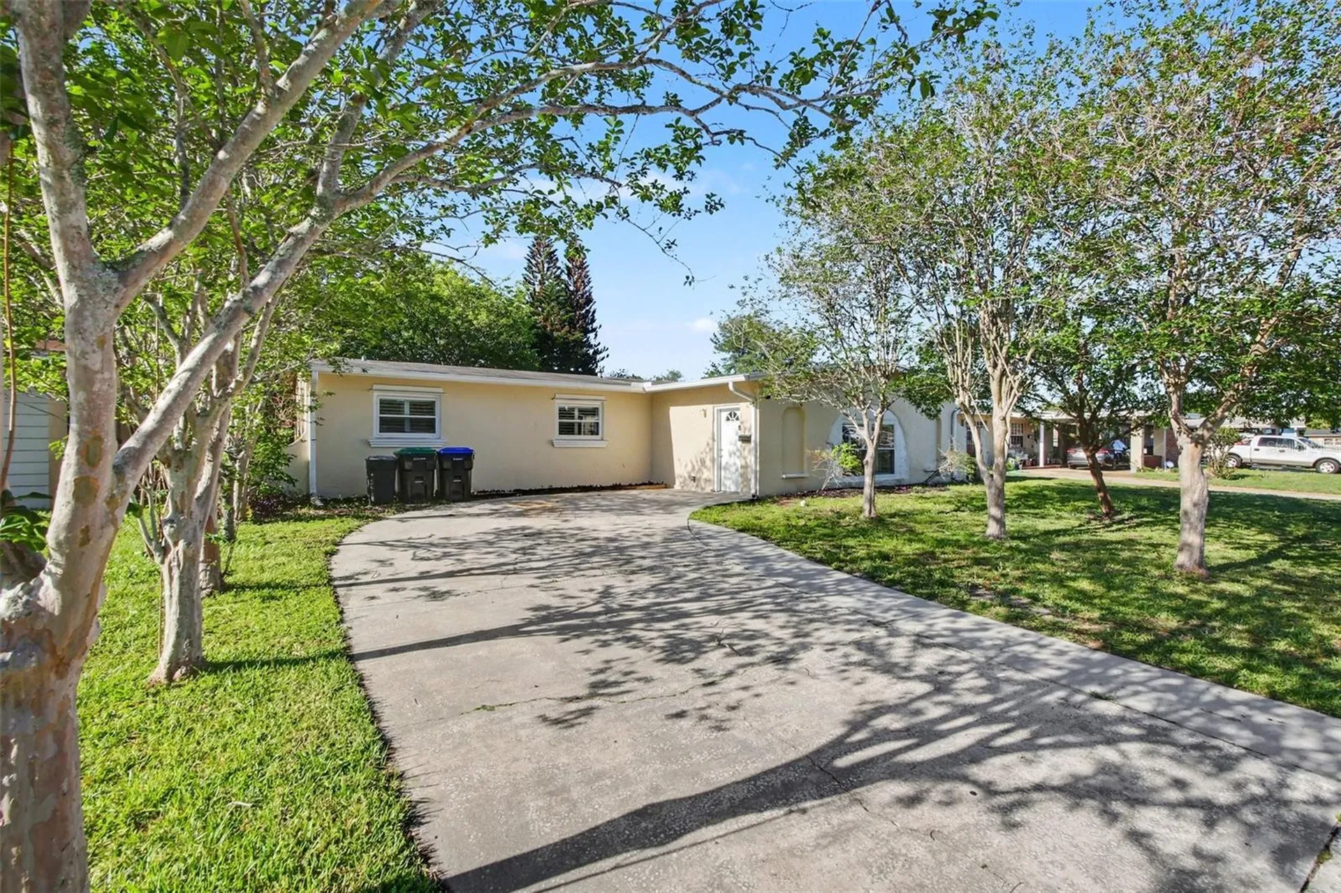 722 Galsworthy Avenue Orlando FL 32809