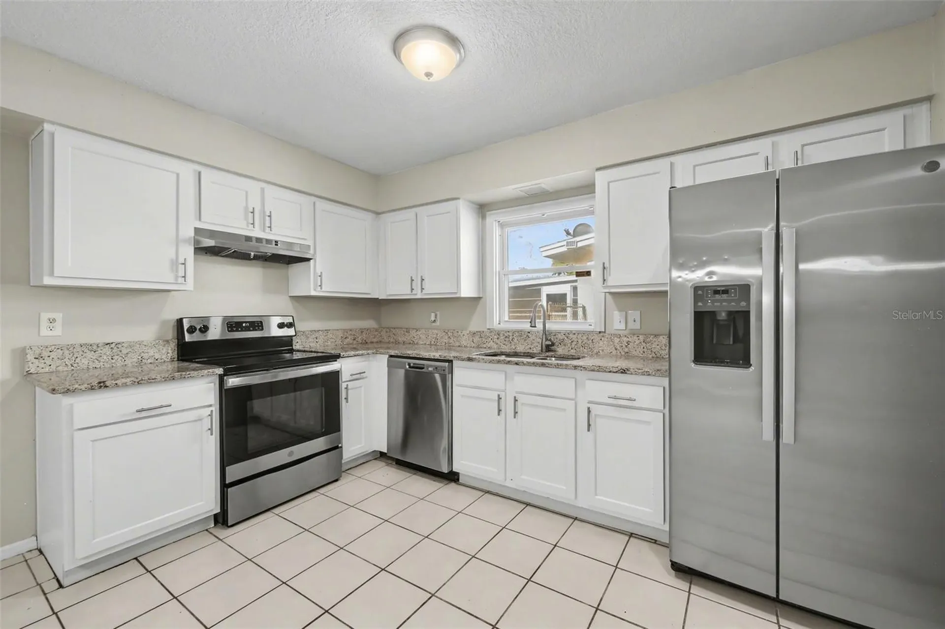 722 Galsworthy Avenue Orlando FL 32809