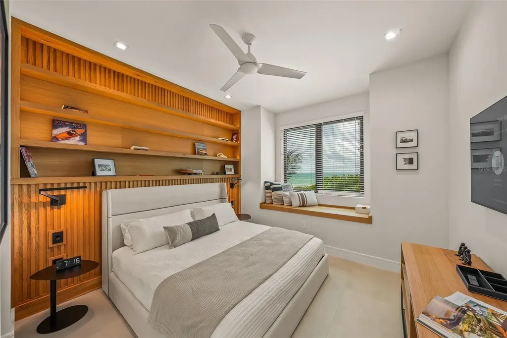101 7th Street S Bradenton Beach FL 34217