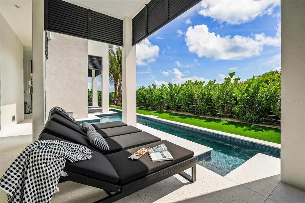 101 7th Street S Bradenton Beach FL 34217