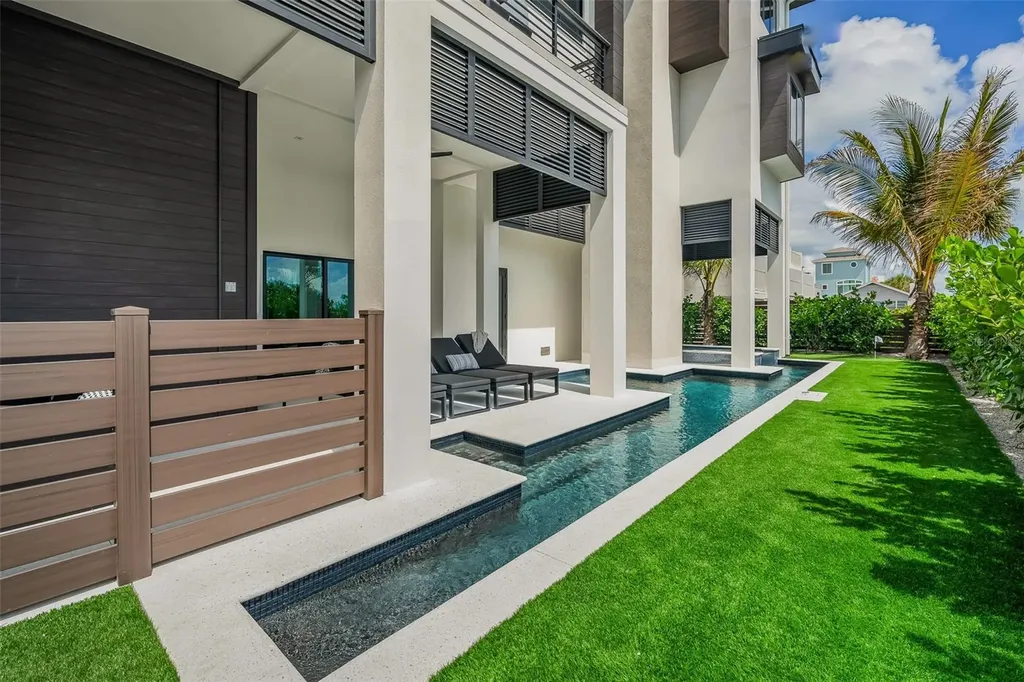 101 7th Street S Bradenton Beach FL 34217
