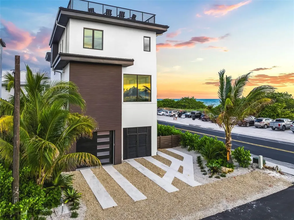 101 7th Street S Bradenton Beach FL 34217