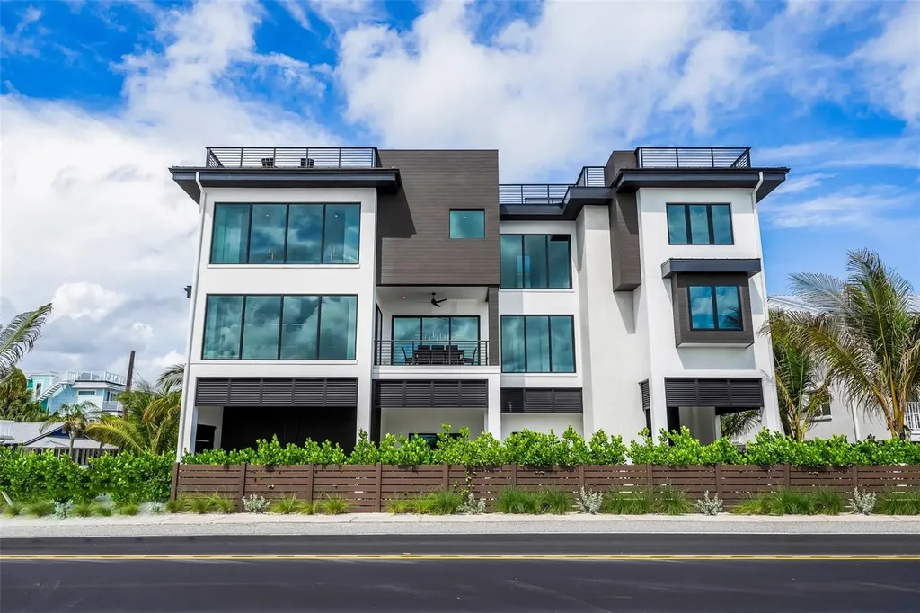 101 7th Street S Bradenton Beach FL 34217
