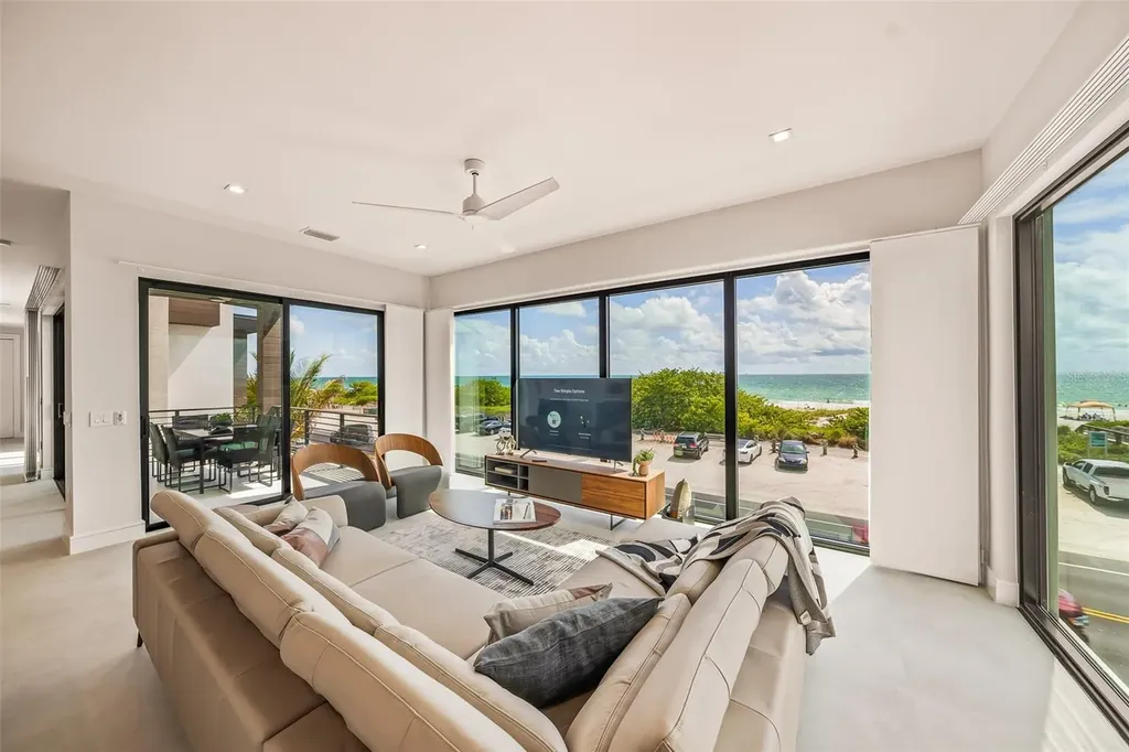 101 7th Street S Bradenton Beach FL 34217