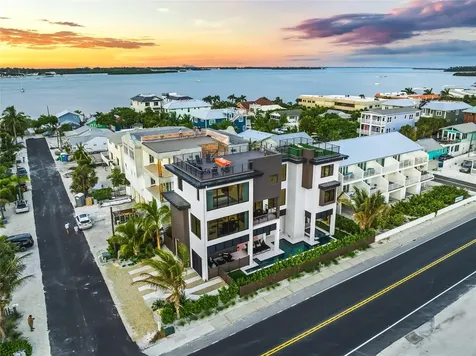 101 7th Street S Bradenton Beach FL 34217