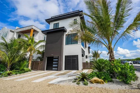 101 7th Street S Bradenton Beach FL 34217