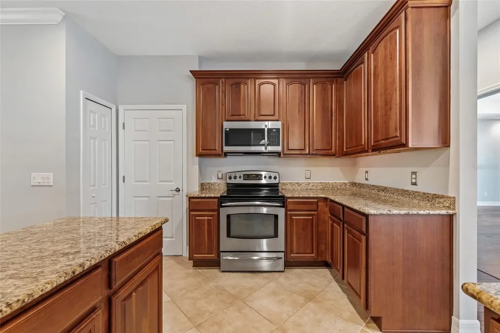 838 Strathmore Drive Orlando FL 32803