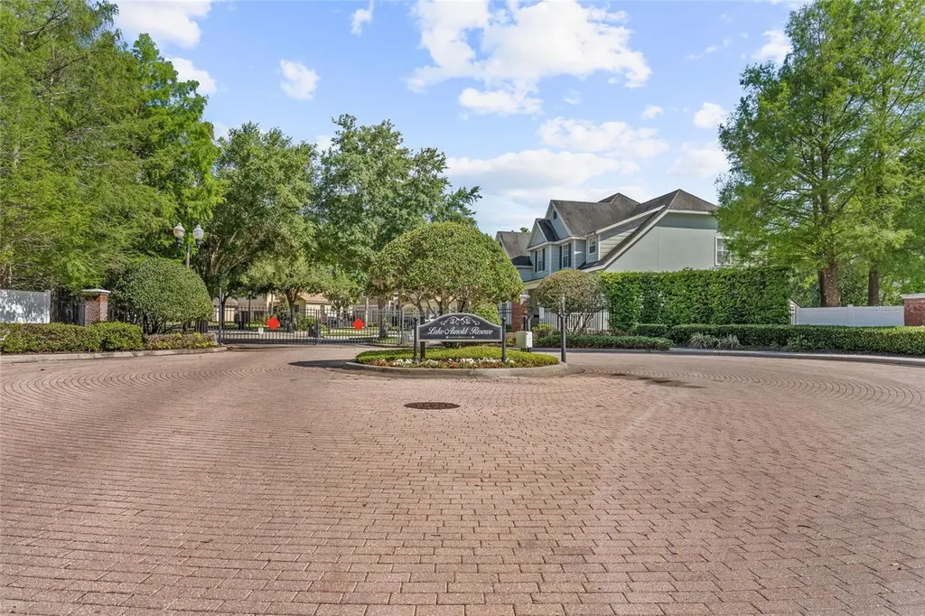 838 Strathmore Drive Orlando FL 32803