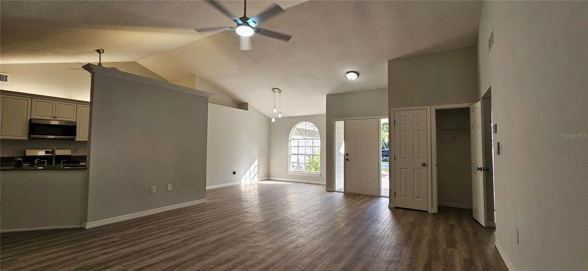 370 S Cobble Court Mount Dora FL 32757