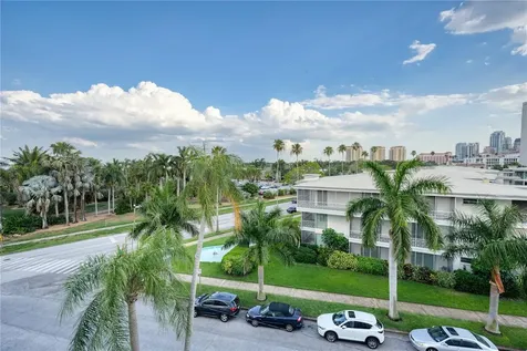 1100 N Shore Drive NE St Petersburg FL 33701