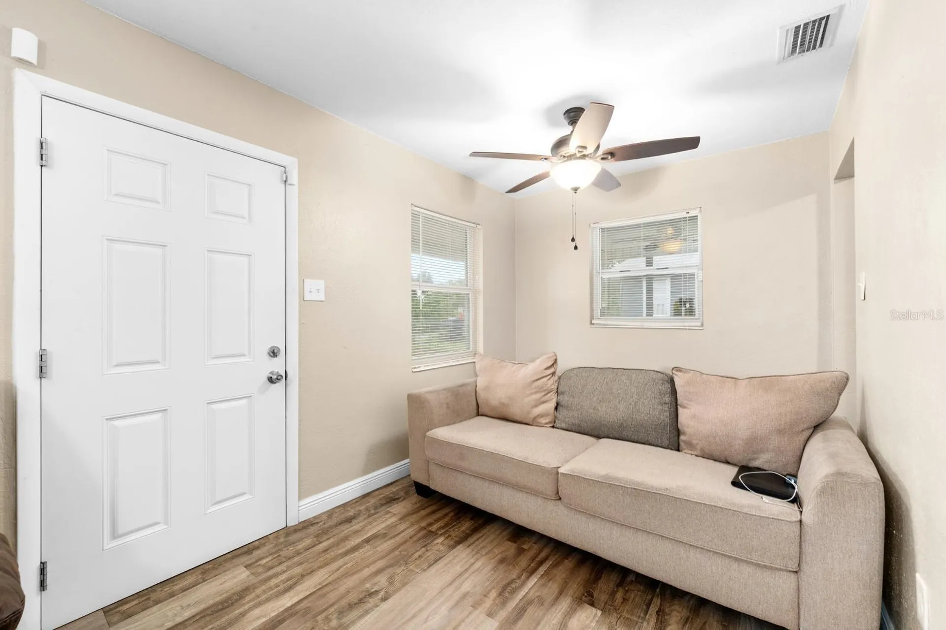 2906 E Genesee Street Tampa FL 33610