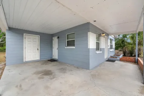 2906 E Genesee Street Tampa FL 33610