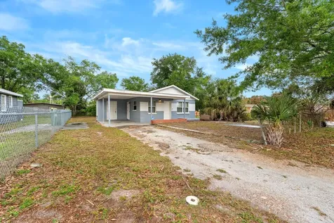 2906 E Genesee Street Tampa FL 33610