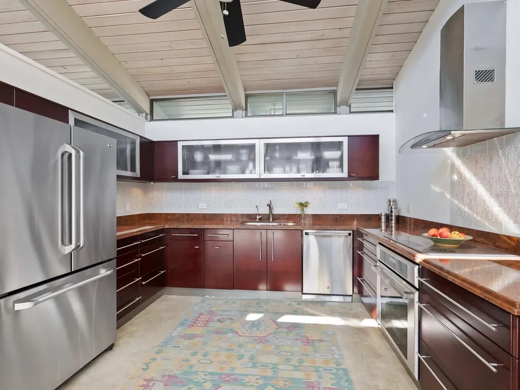 820 Whitfield Avenue Sarasota FL 34243