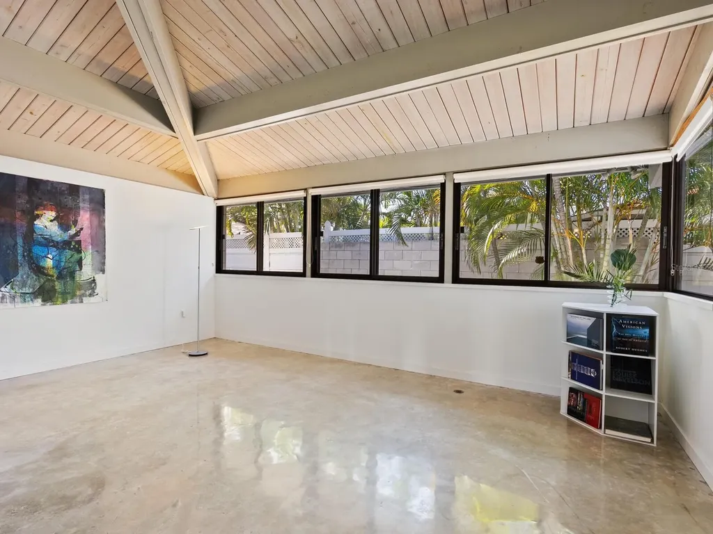 820 Whitfield Avenue Sarasota FL 34243