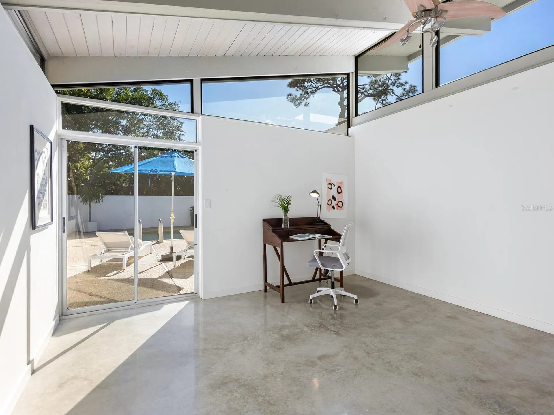 820 Whitfield Avenue Sarasota FL 34243