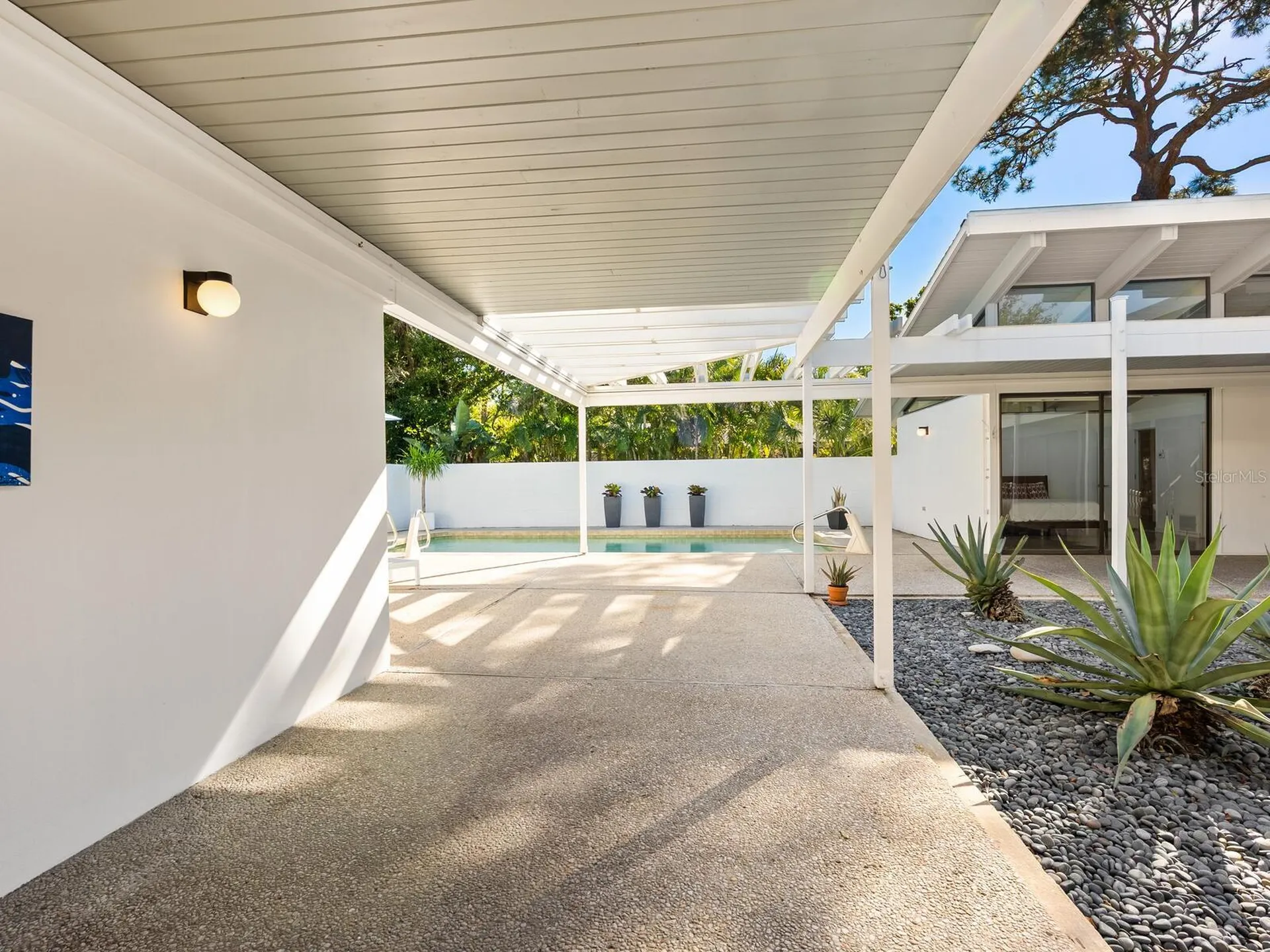 820 Whitfield Avenue Sarasota FL 34243