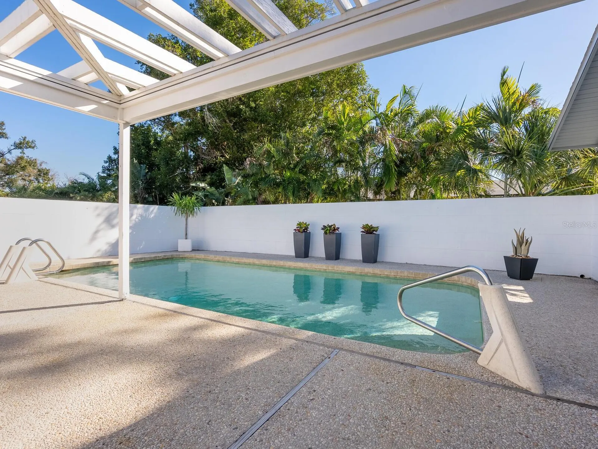 820 Whitfield Avenue Sarasota FL 34243