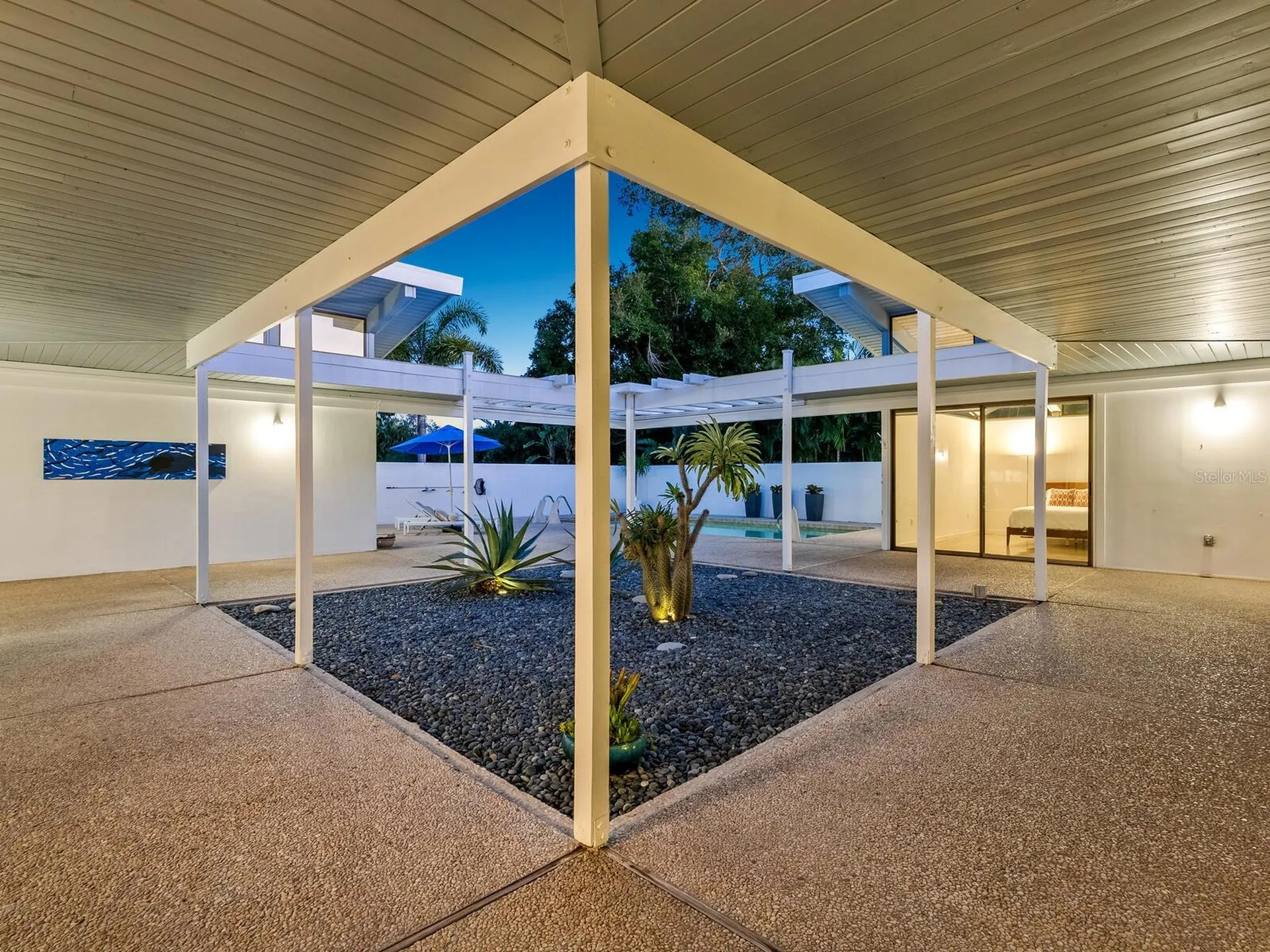 820 Whitfield Avenue Sarasota FL 34243