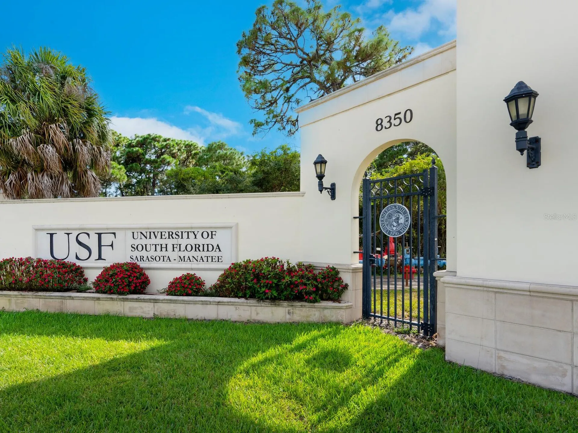 820 Whitfield Avenue Sarasota FL 34243