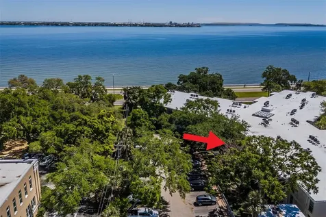 3325 Bayshore Boulevard Tampa FL 33629