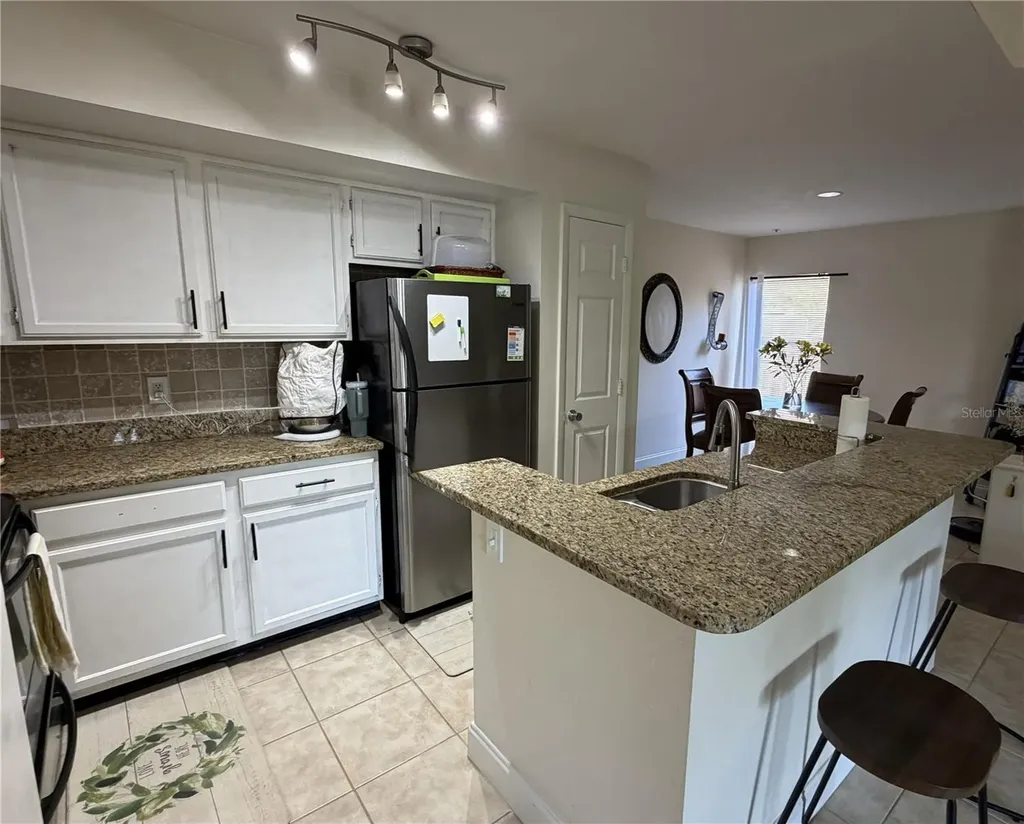 498 N Pin Oak Place Longwood FL 32779